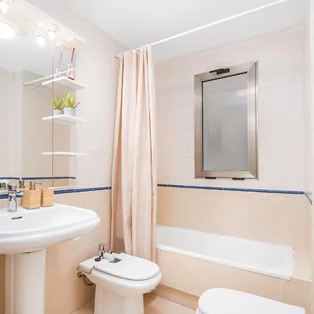 Marinasunbeach Canovas Playa Торевьиа